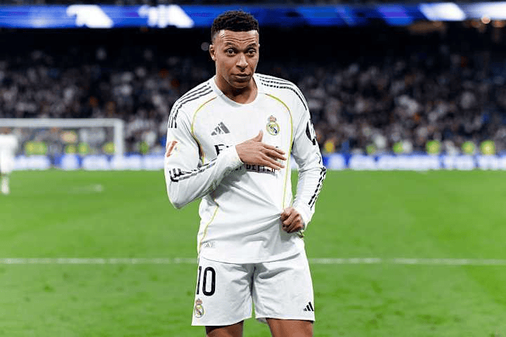 姆巴佩是皇马“毒瘤”？39球的数据会骗人，关键战隐身才是致命伤